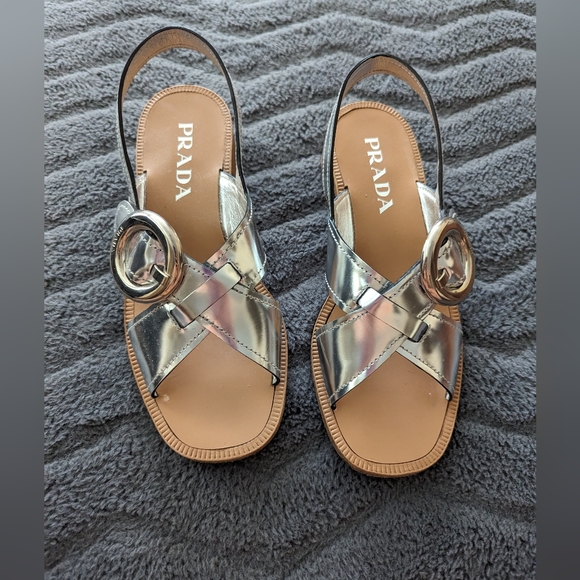 Authentic Prada Silver Leather Slingback Block-Heel Sandals Sz 37 7.5 - Picture 1 of 9